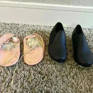 Little girls size 13.5 black Theatricals tap dance shoes with ballet slippers